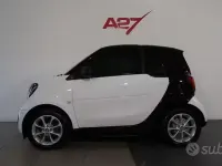 Usata Smart ForTwo Coupé Passion 60 kW (82 CV) 2021 Bianco Utilitaria