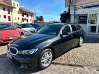 Usata BMW 320 Efficient Dynamics 190 CV (139 kW) 2022 Nero Station wagon