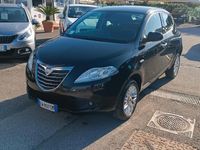 usata Lancia Ypsilon 0.9 TwinAir 85 CV 5 porte Metano Ec