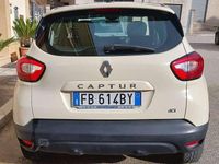 Usata Renault Captur 90 CV (66 kW) 2016 Beige SUV