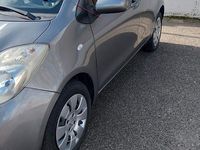 Usata Toyota Yaris 2006 Grigio Berlina