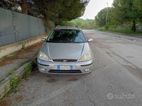 Usata Ford Focus Ghia 116 CV (85 kW) 2002 Grigio Station wagon