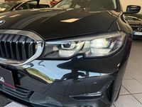 Usata BMW 318 Advantage 150 CV (110 kW) 2020 Nero Station wagon