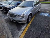 Usata Mercedes E280 Elegance 177 CV (130 kW) 2004 Argento Station wagon