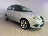 Usata Lancia Ypsilon 90 CV (66 kW) 2007 Argento Utilitaria
