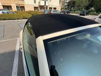 Usata VW New Beetle 105 CV (77 kW) 2007 Bianco Utilitaria