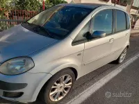 Usata Lancia Musa 69 CV (50 kW) 2005 Grigio Monovolume