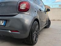 Usata Smart ForFour Brabus 90 CV (66 kW) 2017 Grigio Utilitaria