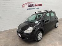 Usata Renault Modus 74 CV (54 kW) 2011 Nero Monovolume