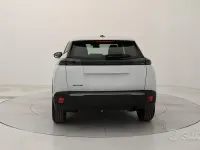 Nuova Peugeot 2008 Style 101 CV (74 kW) 2026 Bianco SUV