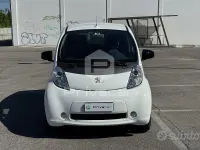 Usata Peugeot iON Active 35 kW (48 CV) 2012 Bianco Utilitaria