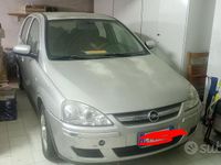 Usata Opel Corsa 69 CV (50 kW) 2006 Grigio Utilitaria