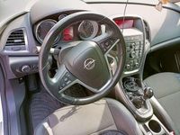 Usata Opel Astra Cosmo 110 CV (80 kW) 2011 Bianco Berlina