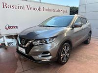 Usata Nissan Qashqai N-Connecta 110 CV (80 kW) 2017 Grigio SUV