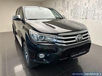 usata Toyota HiLux 2.4 D-4D 4WD 4 porte Double Cab Executive