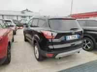 Usado Ford Kuga S 120 CV (88 kW) 2019 Negro SUV