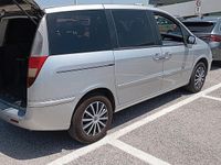 Usata Lancia Phedra 128 CV (94 kW) 2006 Grigio Monovolume