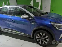 Usata Renault Captur Intens 116 CV (85 kW) 2020 Bluazzurro SUV