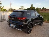 Usata MG ZS 111 CV (81 kW) 2022 Nero SUV