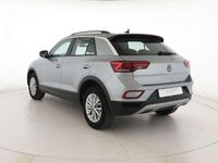 Usata VW T-Roc Life 150 CV (110 kW) 2023 Pyrit silver metallizzato SUV