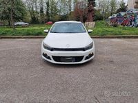 Begagnad VW Scirocco 140 HK (102 kW) 2009 Vit Sportkupé