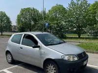 Usata Fiat Punto Active 60 CV (44 kW) 2011 Utilitaria