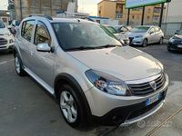 Usata Dacia Sandero 67 CV (49 kW) 2010 Grigio SUV
