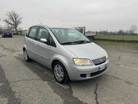 Usata Fiat Idea 70 CV (51 kW) 2008 Argento Monovolume