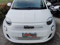Usata Fiat 500e Action 69 kW (95 CV) 2021 Bianco Berlina