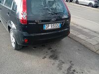 Usata Ford Fiesta 90 CV (66 kW) 2007 Nero Utilitaria