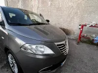 Usata Lancia Ypsilon 95 CV (69 kW) 2012 Grigio Utilitaria