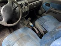 Usata Renault Clio II 58 CV (42 kW) 2000 Grigio Utilitaria