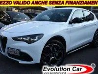 Usata Alfa Romeo Stelvio Veloce 209 CV (153 kW) 2023 Bianco pastello SUV