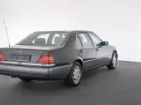 Usata Mercedes 500 326 CV (239 kW) 1992 Nero Berlina