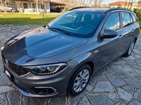 Usata Fiat Tipo Business 120 CV (88 kW) 2020 Beige Station wagon
