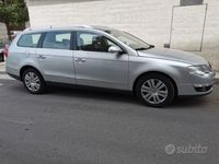 Usata VW Passat Highline 170 CV (125 kW) 2006 Grigio Station wagon