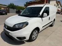 Usata Fiat Doblò S 105 CV (77 kW) 2023 Bianco Monovolume