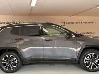 Usata Jeep Compass Limited 190 CV (139 kW) 2021 Graphite grey con tetto nero SUV