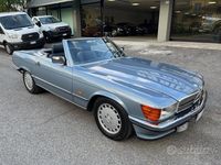 Usata Mercedes 560 227 CV (166 kW) 1987 Blu/azzurro Cabrio