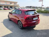 Gebraucht Fiat Tipo Easy 120 PS (88 kW) 2017 Rot Limousine