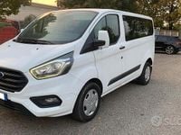 Begagnad Ford Tourneo Trend 131 HK (96 kW) 2019 Vit Minibuss