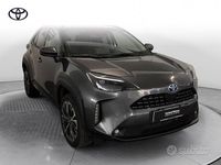 Usata Toyota Yaris Cross Lounge 116 CV (85 kW) 2023 Grigio SUV