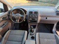 Usata VW Touran Trendline 104 CV (76 kW) 2013 Blu Monovolume