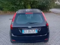 Usata Ford Fiesta Ghia 75 CV (55 kW) 2005 Nero Utilitaria