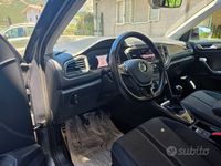 Usata VW T-Roc 116 CV (85 kW) 2019 Grigio SUV