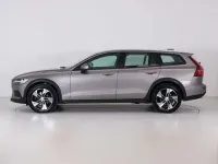 Usata Volvo V60 CC Business Edition 197 CV (144 kW) 2022 Grigio Station wagon