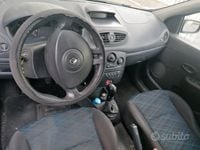 Usado Renault Clio II 75 CV (55 kW) 2008 Utilitario