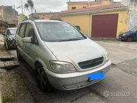 usata Opel Zafira 7 posti