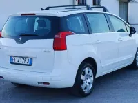 Usata Peugeot 5008 Business-Line 120 CV (88 kW) 2016 Bianco Monovolume