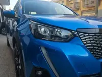 Usata Peugeot 2008 Allure 131 CV (96 kW) 2021 Blu/azzurro SUV